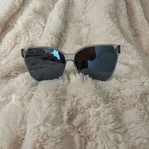 Diff Eyewear Silver and Black Sunglasses